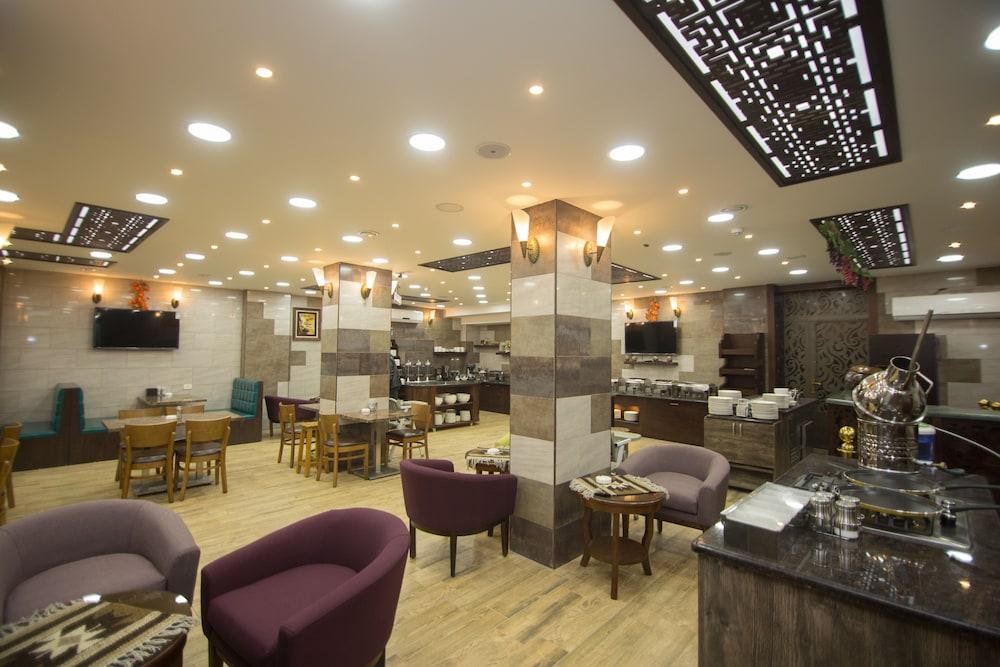 Grape Village Hotel Amman Zewnętrze zdjęcie